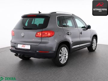Volkswagen Tiguan - 5