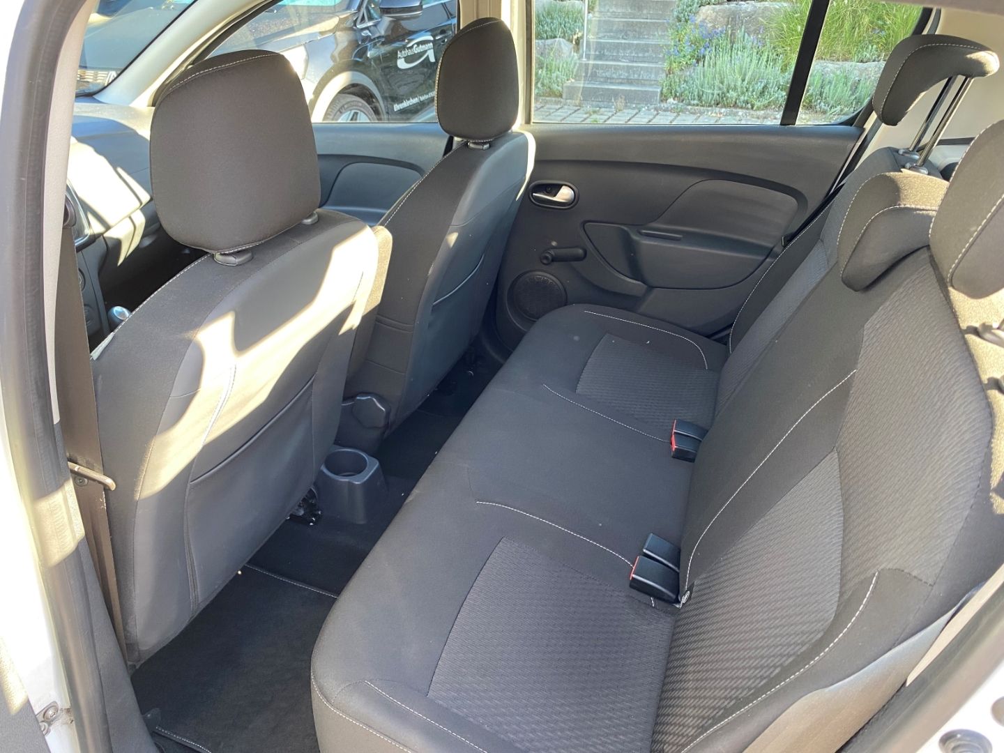 Fahrzeugabbildung Dacia Sandero II Comfort Apple CarPlay Android Auto Fa