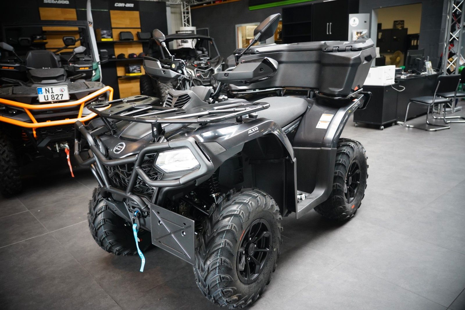 Fahrzeugabbildung CFMOTO CForce 450S 4j Gar Zubehör Paket + Preisnachlass