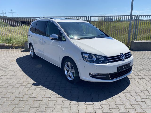 Volkswagen Sharan 2.0 TSI Highline DSG Pano/Kamera/Navi/AHK