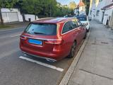 Mercedes-Benz E 220 d T Autom. - Mercedes-Benz E 220 Gebrauchtwagen in Stuttgart