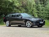 BMW 530d xDrive Touring LCI  LED Pano AHK Leder Navi