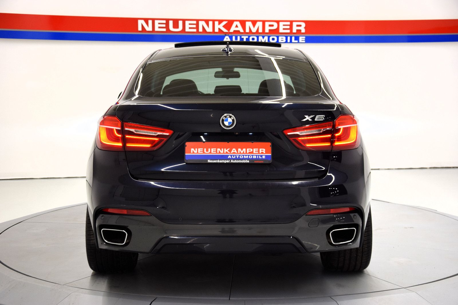 Fahrzeugabbildung BMW X6 xDrive 30d M Sport Pano Sitzlüft ACC HuD h/k