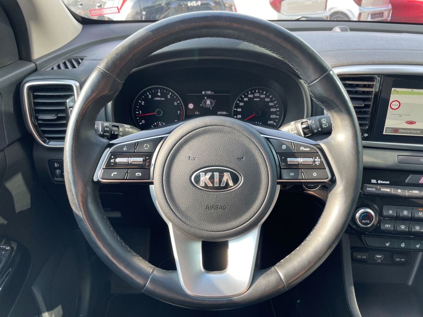 Fahrzeugabbildung Kia Sportage Dream Team LED VerkehrszeichenERK JBL