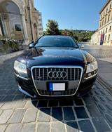 Audi S8 5.2 tiptronic quattro - - Audi S8 mit Benzin-Antrieb: Limousine, 5.2