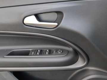 Jeep Avenger 1.2 e-Hybrid Altitude ''LED''ACC''PDC''