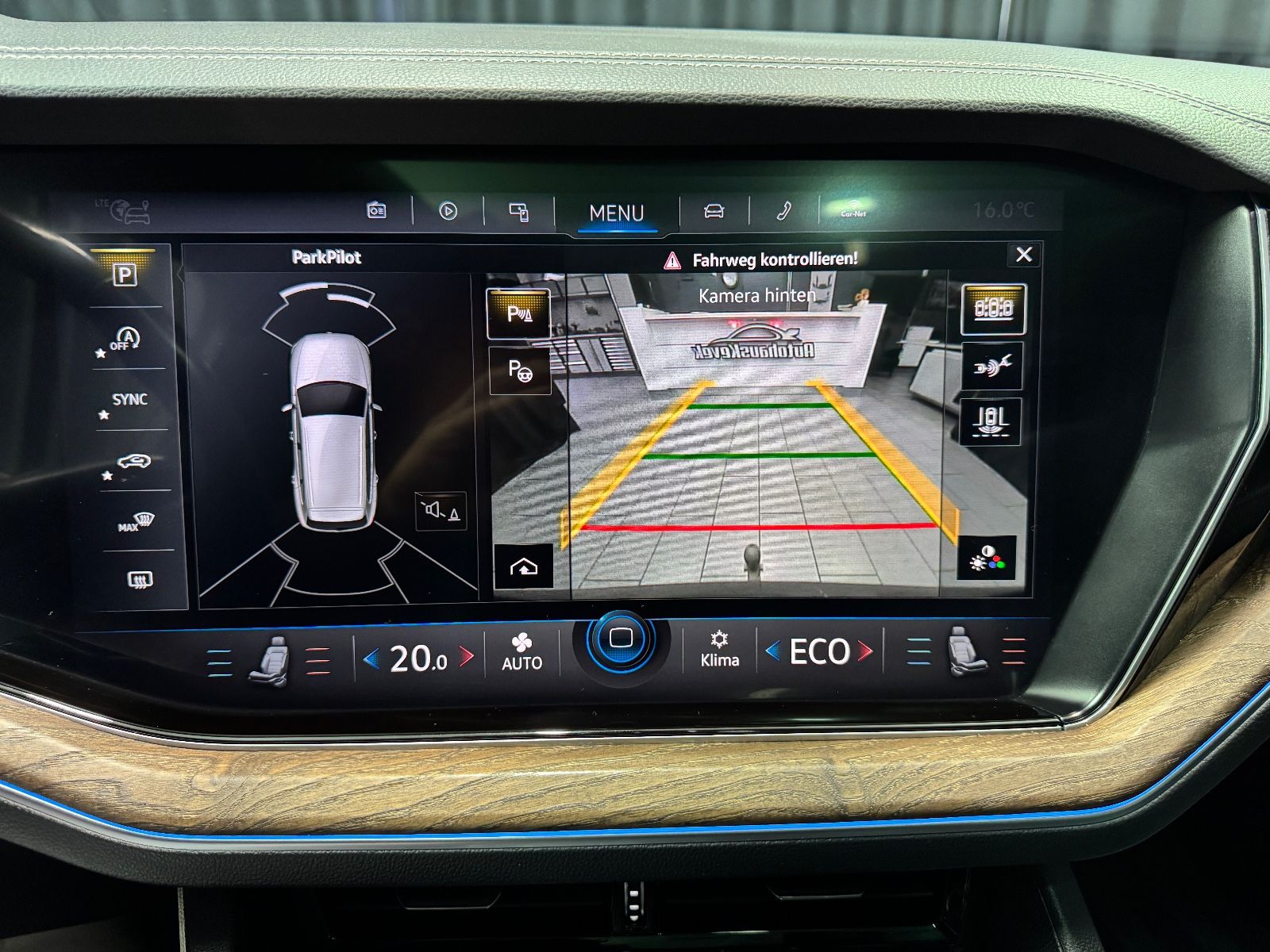 Fahrzeugabbildung Volkswagen Touareg 4.0 TDI V8 Atmosphere 4Motion|R-LINE|AHK