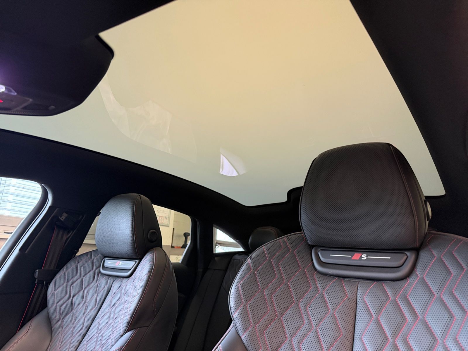 Audi A6 e-tron - Bild 18