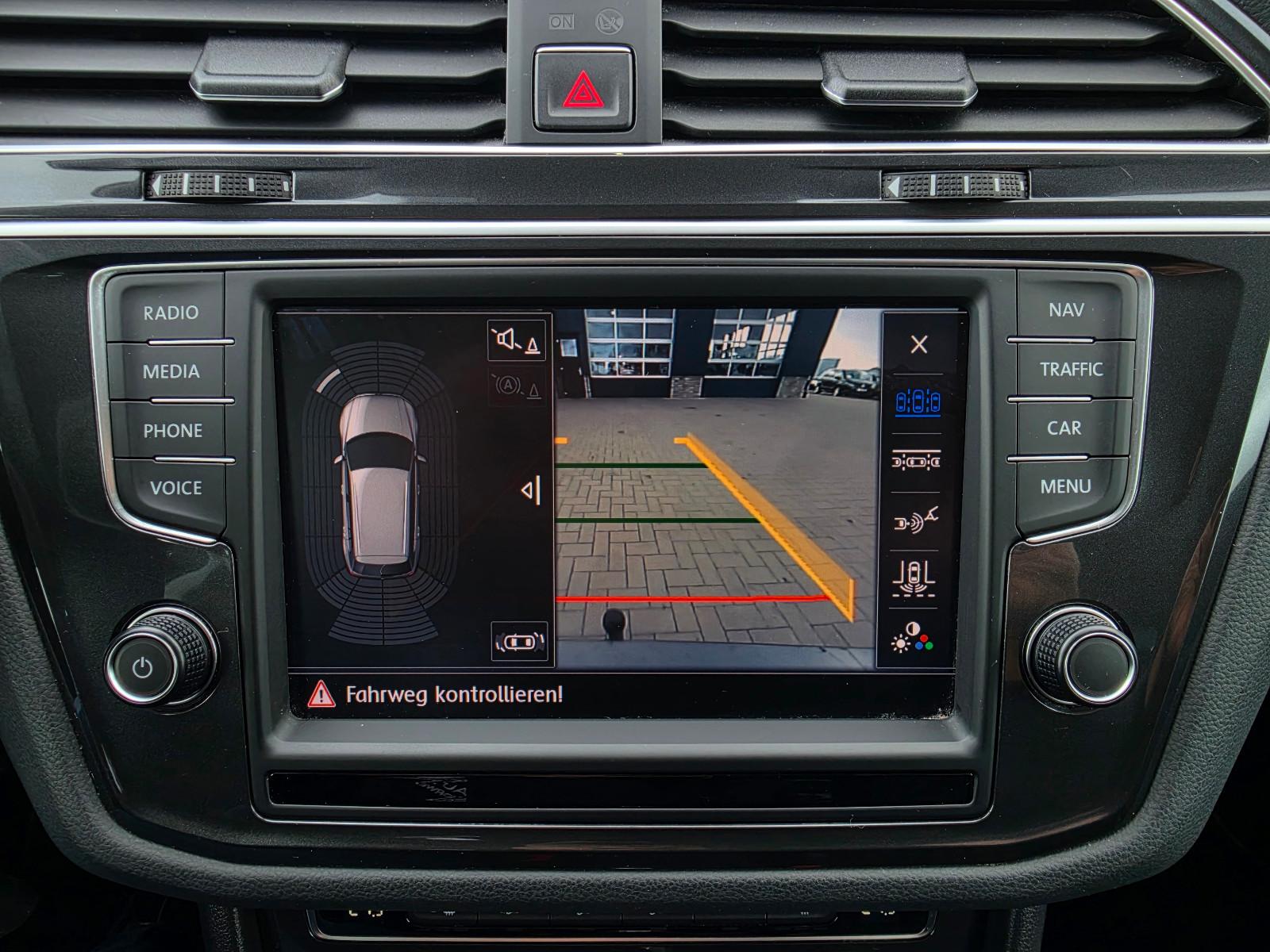 Volkswagen Tiguan Sound 1.4 TÜV Neu/Scheckh./1. Hand/AHK