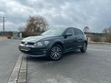 Volkswagen Golf VII Lim. Allstar / Rentnerfahrzeug 50.000km - Volkswagen Golf: 0km