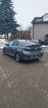 Hyundai Ioniq premium - Hyundai IONIQ von privat