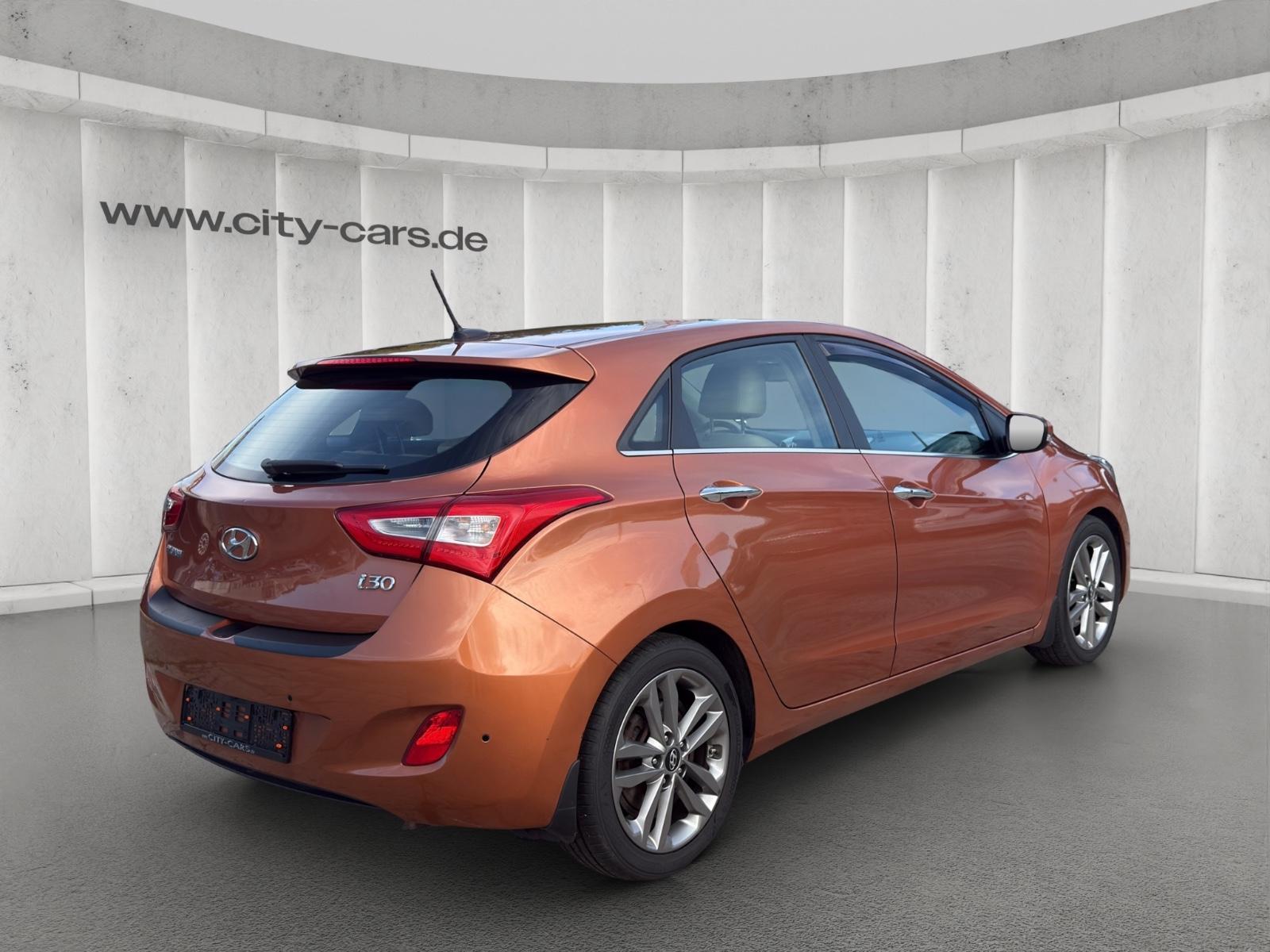 Hyundai i30 blue Premium*Autom.*Leder*1.Hand*Scheckheft*