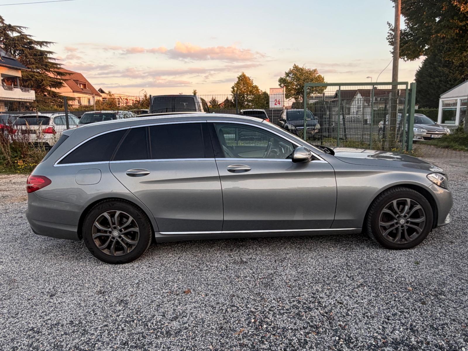 Mercedes-Benz C200 2014 — photo 7