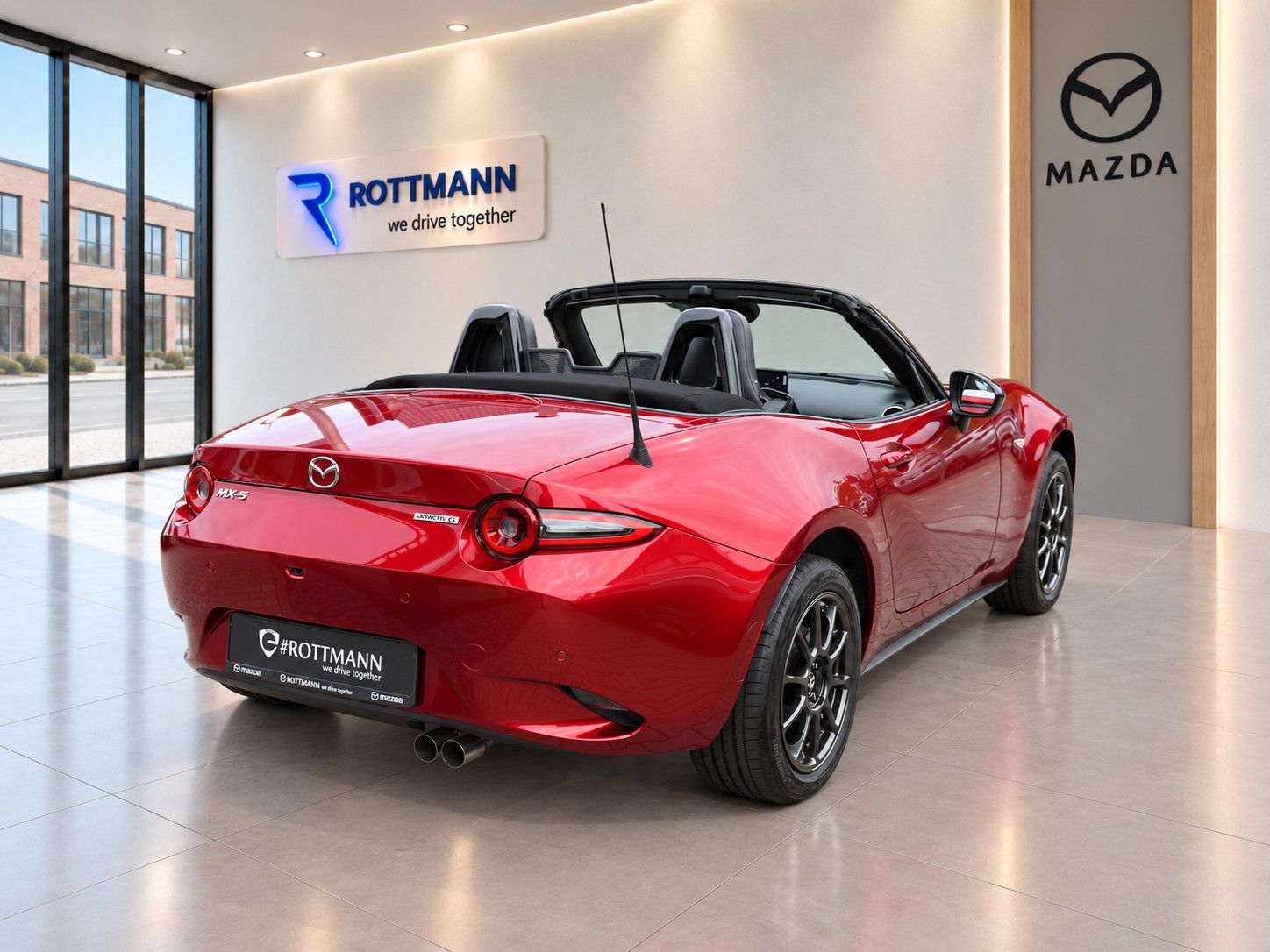 Mazda MX-5 - Bild 2