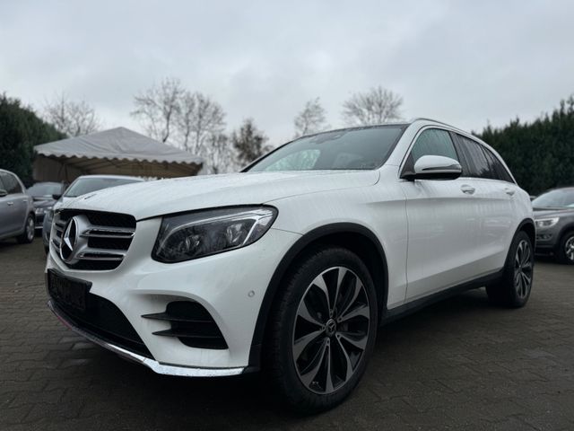 Mercedes-Benz GLC 250 4Matic AMG-Paket Panorama LED Standh.