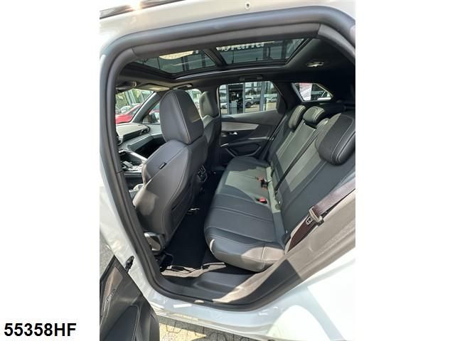 Fahrzeugabbildung Peugeot 3008 1.5 BlueHDi 130, GT