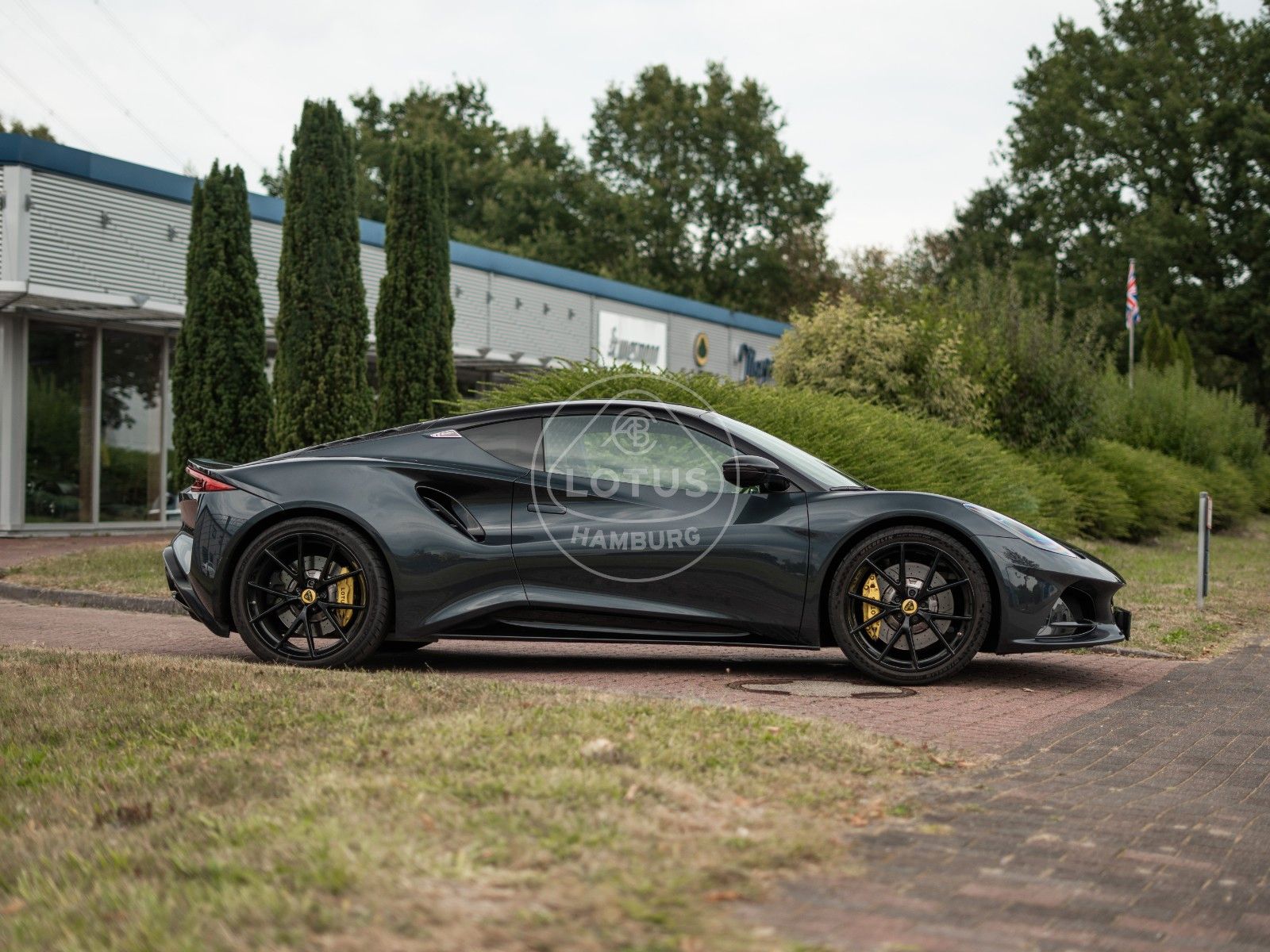 Fahrzeugabbildung Lotus Emira V6 First Edition in Shadow Grey *Automatik