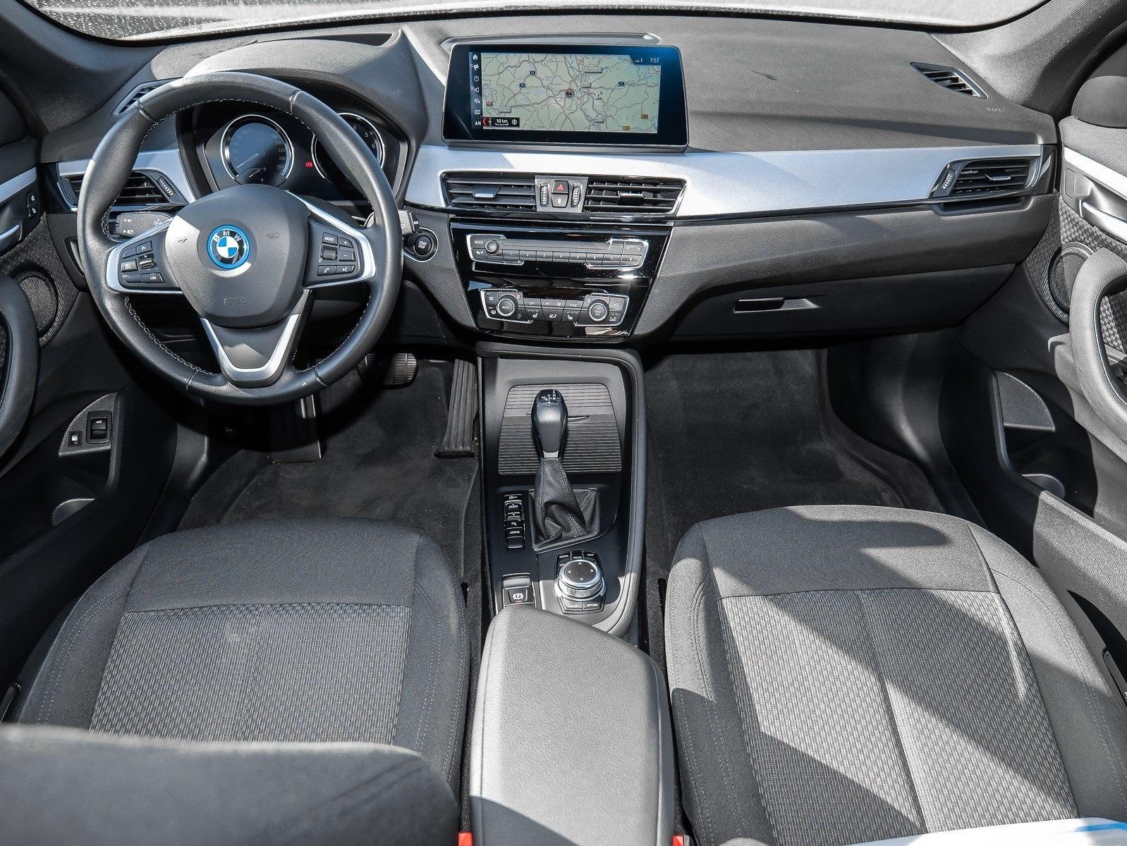 BMW X1 xDrive25e HUD RFK NAVI PDC V+H DAB Klima