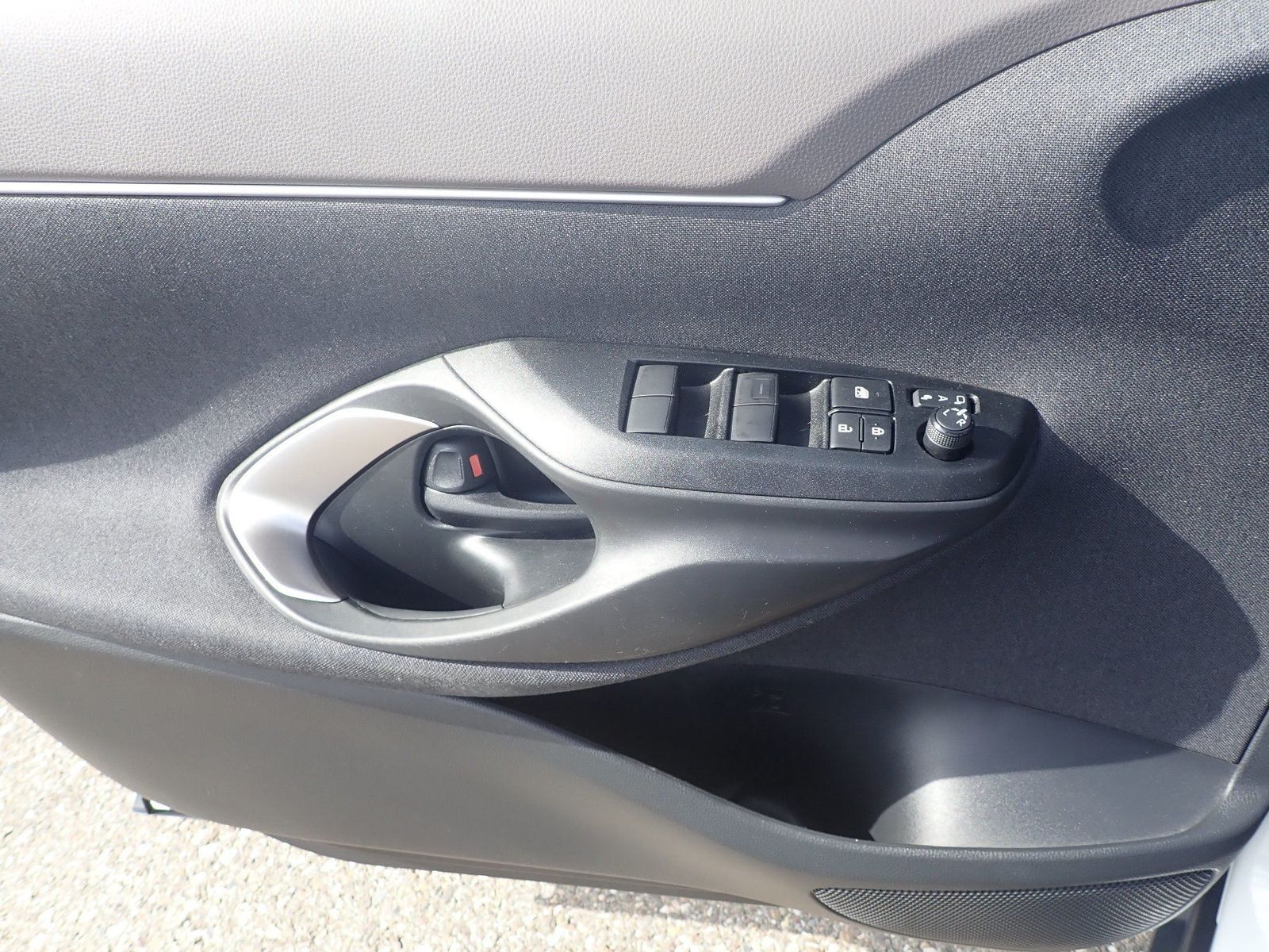 Fahrzeugabbildung Toyota Yaris Cross 1.5 Hybrid Elegant 4X2