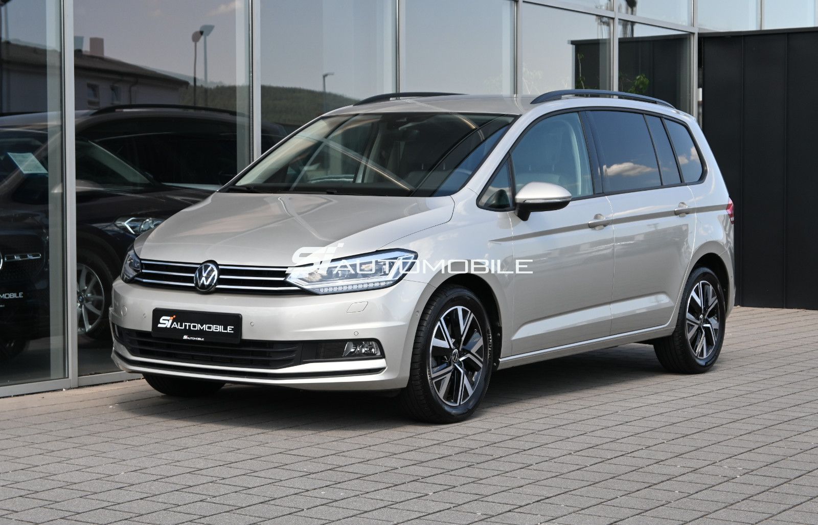 Fahrzeugabbildung Volkswagen Touran 2.0 TDI DSG Comfortline °UVP 58.943€°STHZ