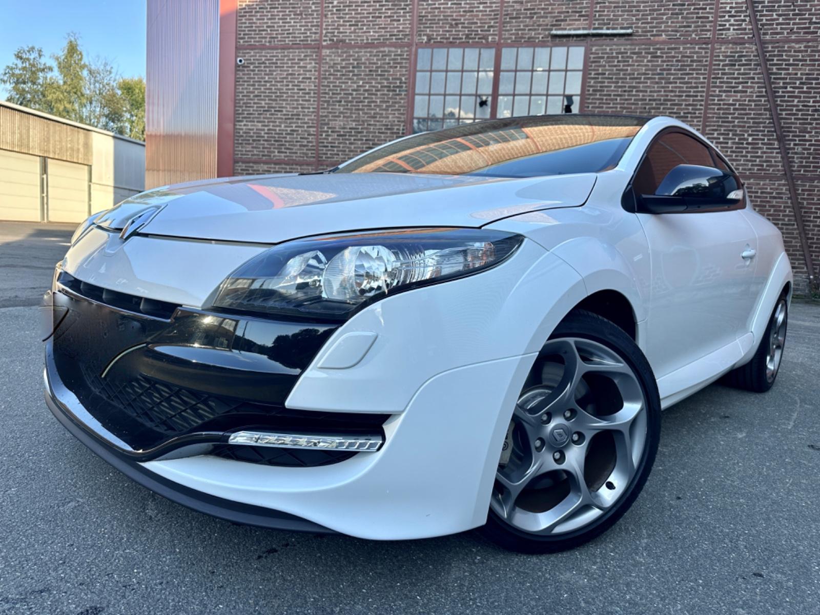 Renault Megane 3 Rs Trophy 265ch - CT récent - Carnet entretien - Courroie changée - 8 pneus - Freins neufs