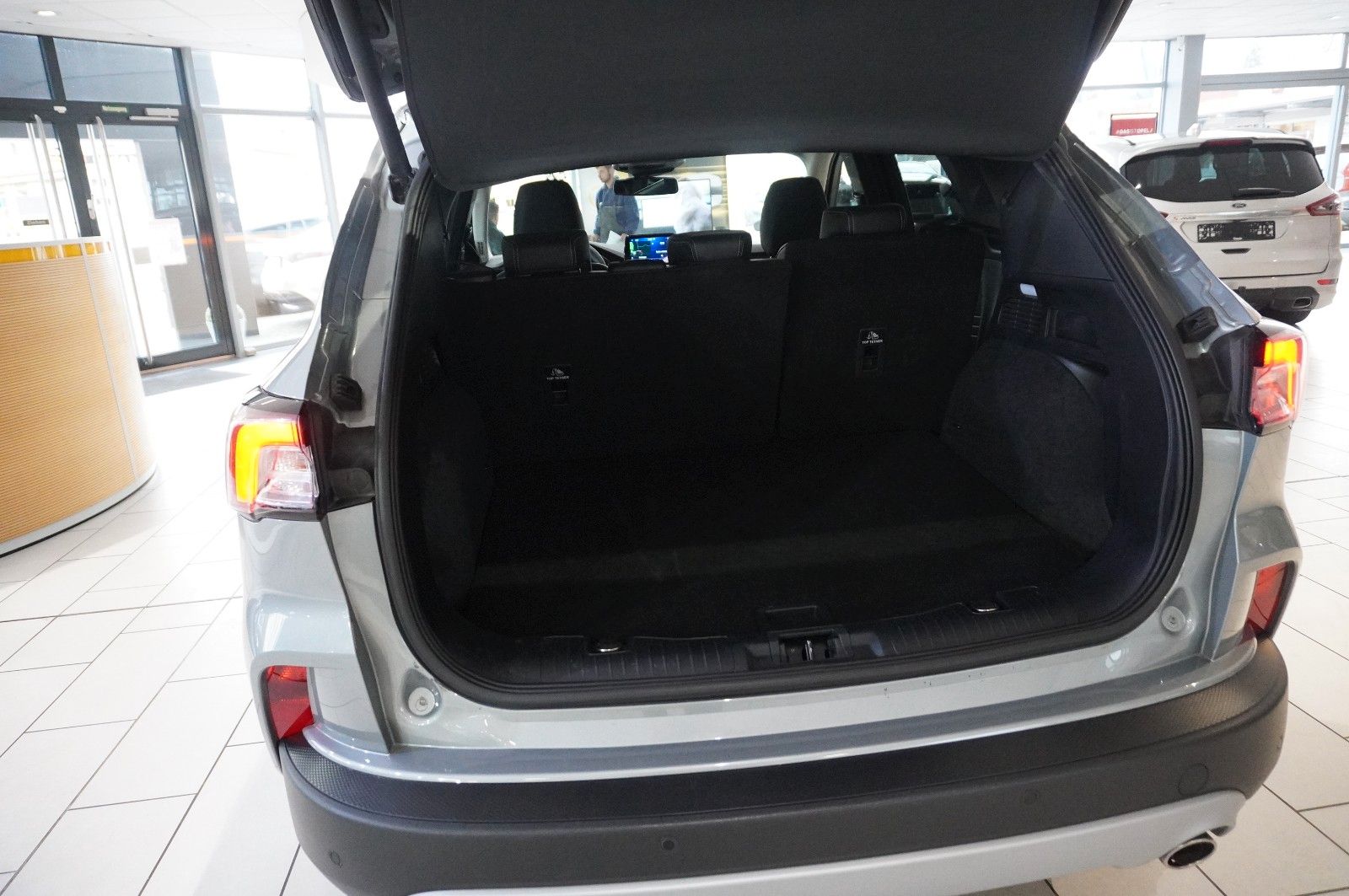 Fahrzeugabbildung Ford Kuga 2.5 HYBRID TITANIUM X 4X4 NAVI/LED/KAMERA