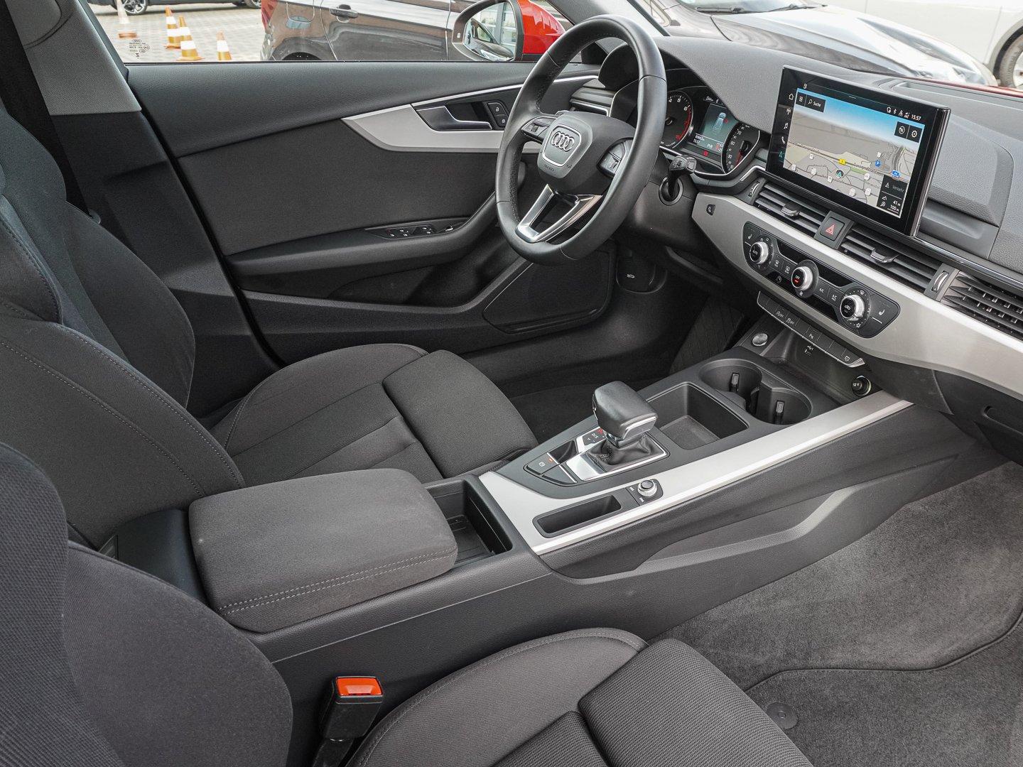 Audi A4 Avant 35 TFSI S tronic AHK ACC SHZ SPUR NAVI