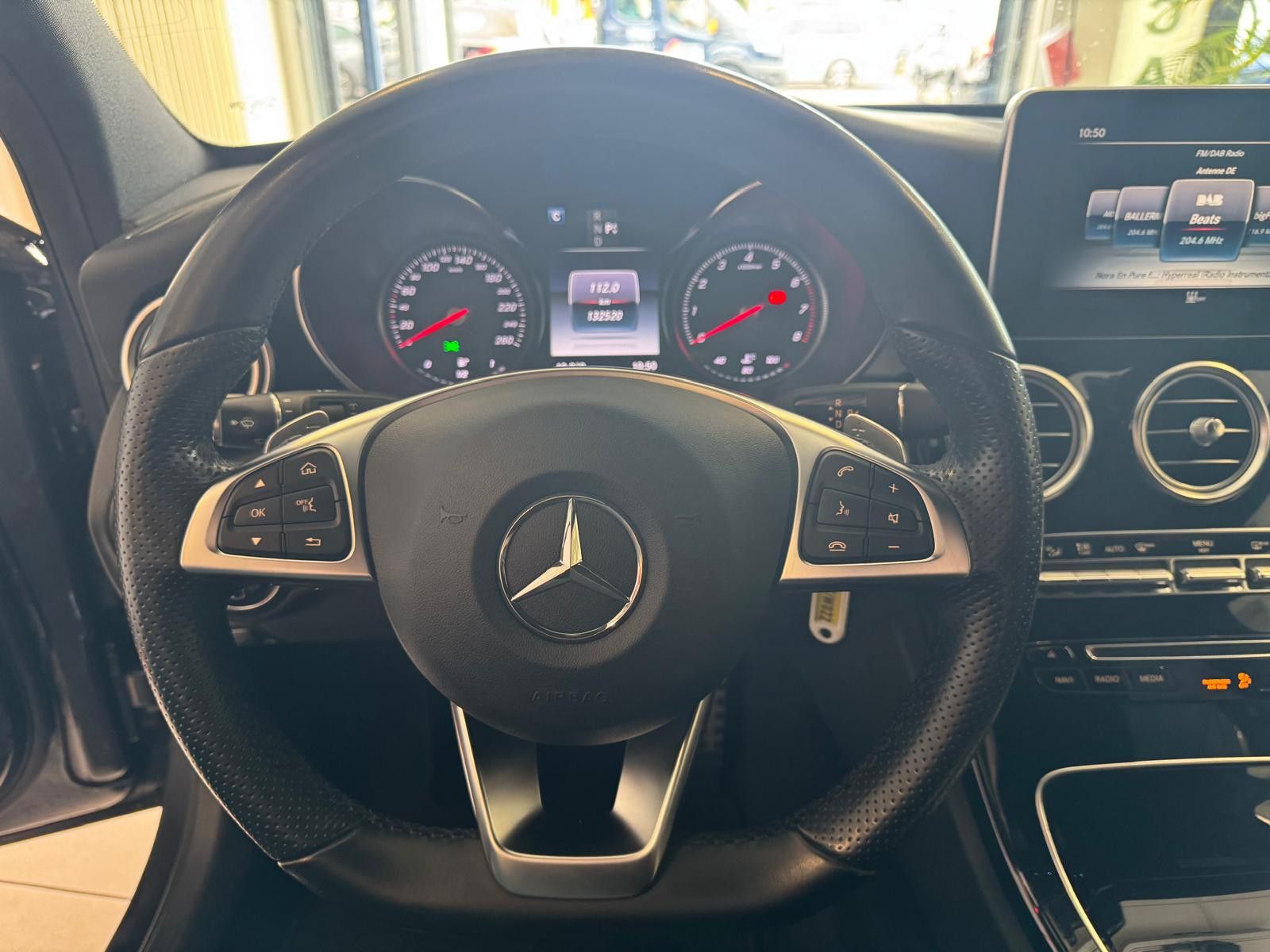 Fahrzeugabbildung Mercedes-Benz C 300 T-Modell/AMG LINE/PANORAMA/NAVI/BURMESTER