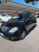 Lancia Ypsilon 1.2 69 CV Elle - Lancia Ypsilon aus 2010