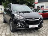 Hyundai ix35 FIFA World Cup Edition AWD / AHK / - Hyundai ix35 mit Diesel-Antrieb