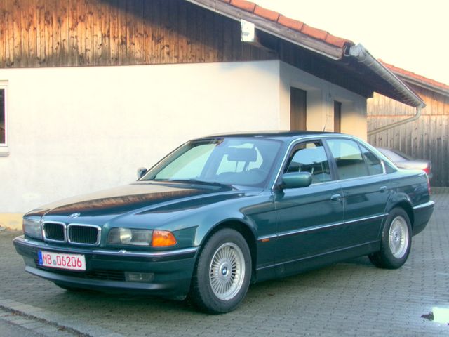 BMW 740i Service NEU, Tüv 1/27!!!