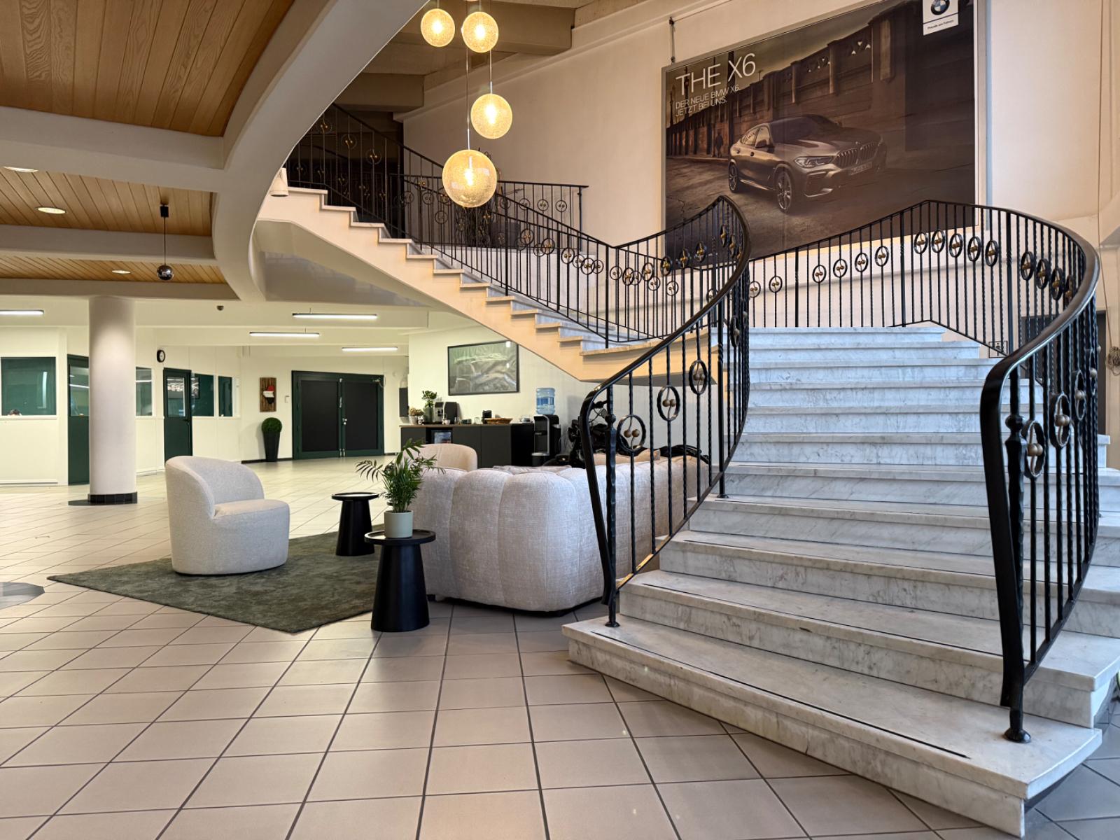showroom-image-main