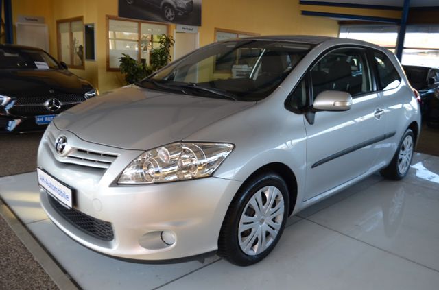 Toyota Auris Life+ AUTOMATIK / NAVI / KLIMA / PDC