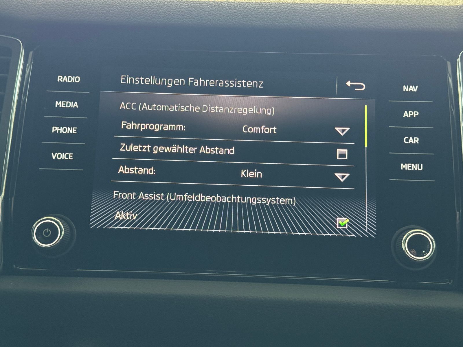 Fahrzeugabbildung SKODA Kodiaq 2.0 TDI DSG STYLE VIRTUAL ACC MEMORY AHK