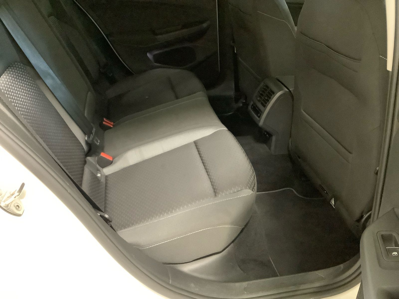 Golf Active 1,5 l TSI 96 kW Matrix, Standheizun