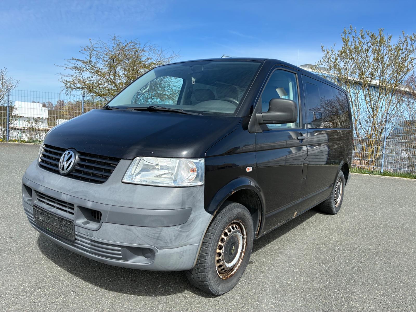 Volkswagen T5 Transporter Bus Multivan Startline