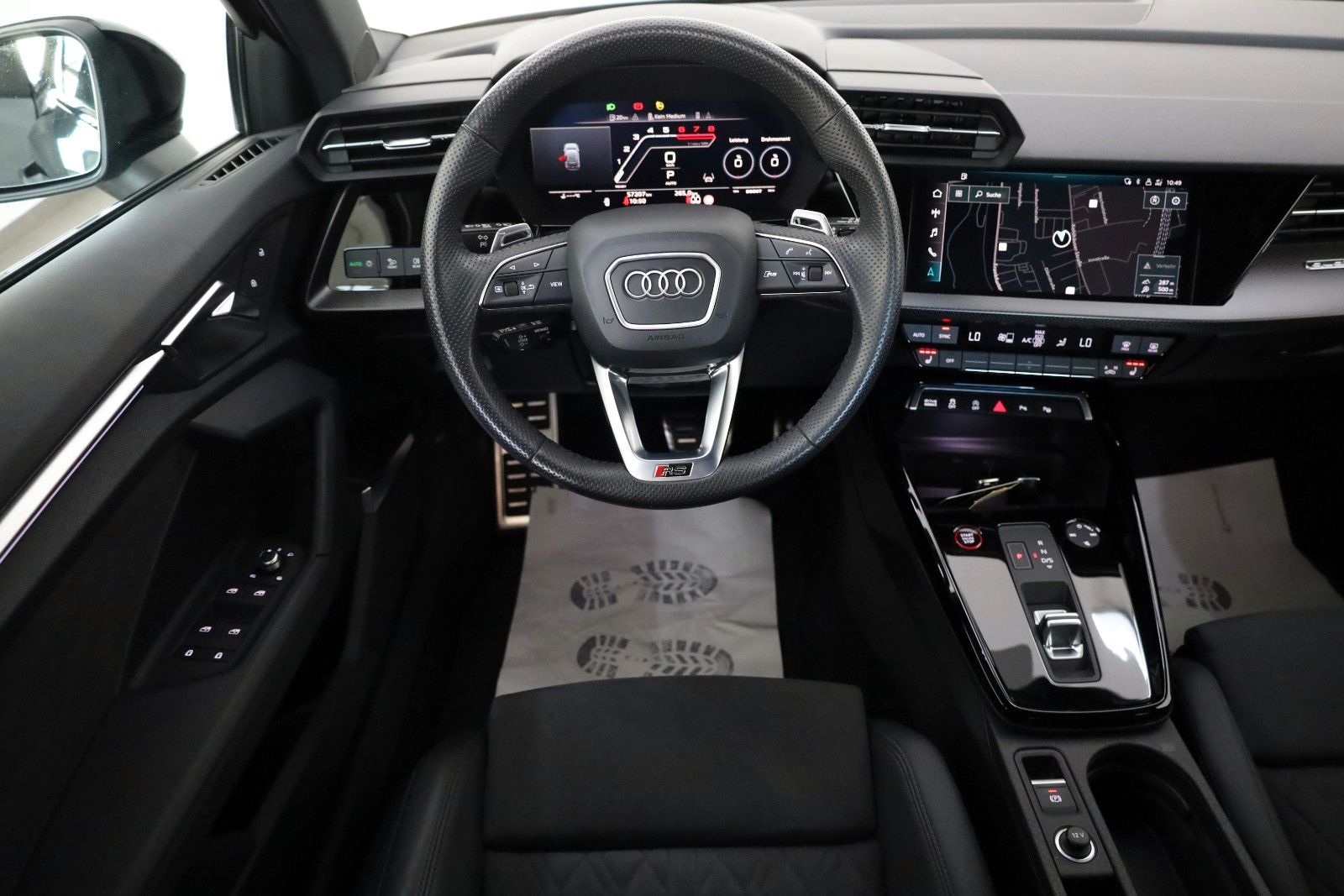 Fahrzeugabbildung Audi RS3 SB quattro Optik/Assistenz Pak,ACC,B&O,LED