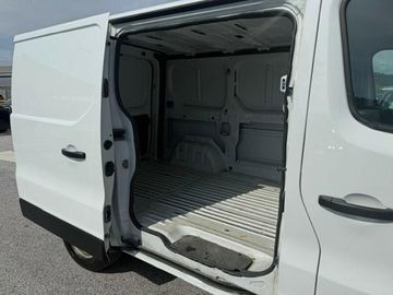 Renault Trafic - 10