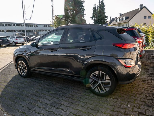Hyundai Kona Trend Elektro 2WD Kamera Schiebedach LED