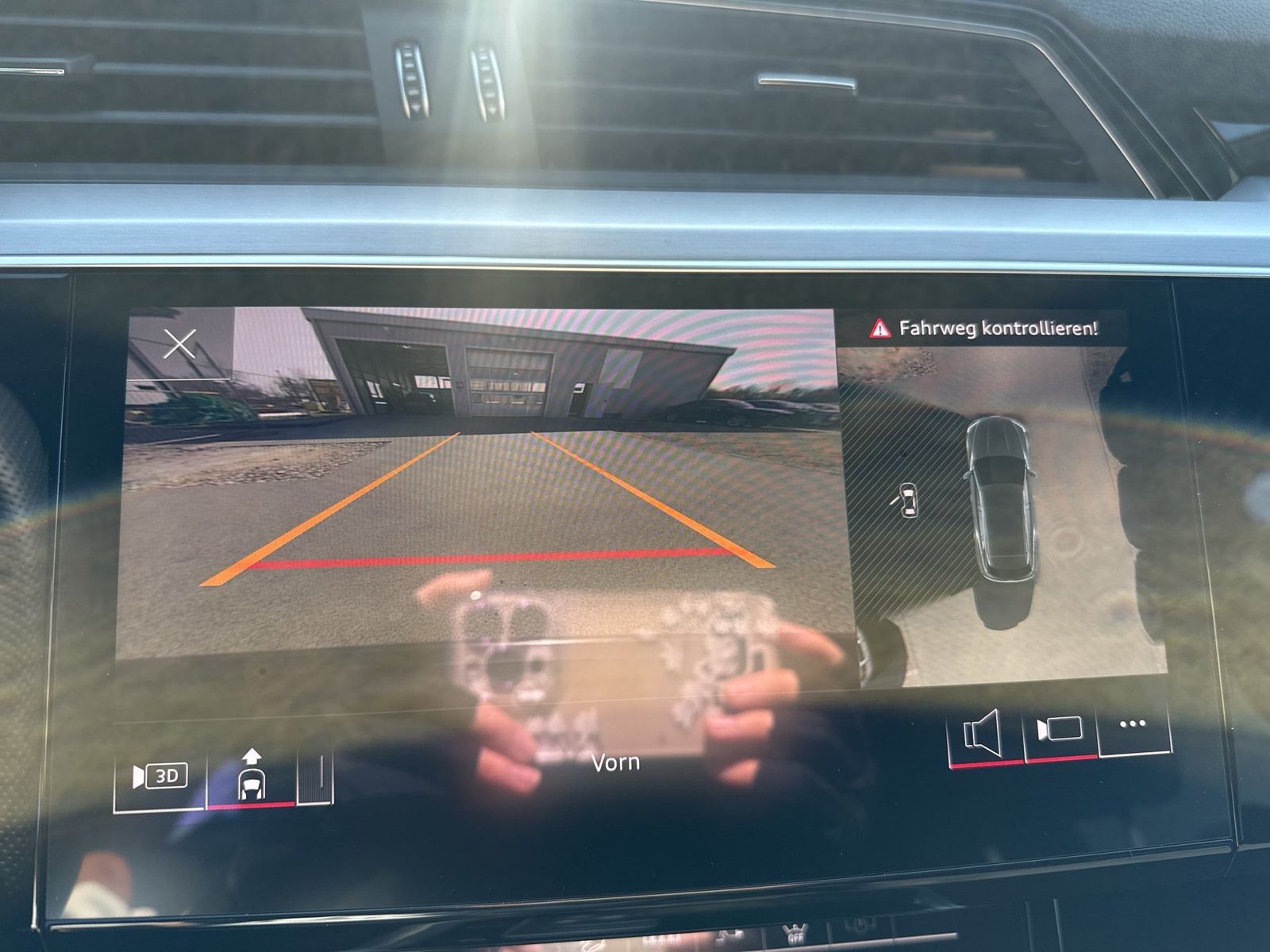 Audi Q8 e-tron - Bild 21