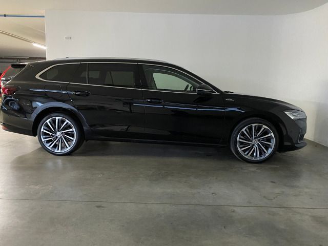 Superb IV Combi L&K 2.0 TDI DSG NAVI+LEDER