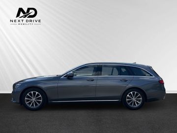 Mercedes E 220 - 2