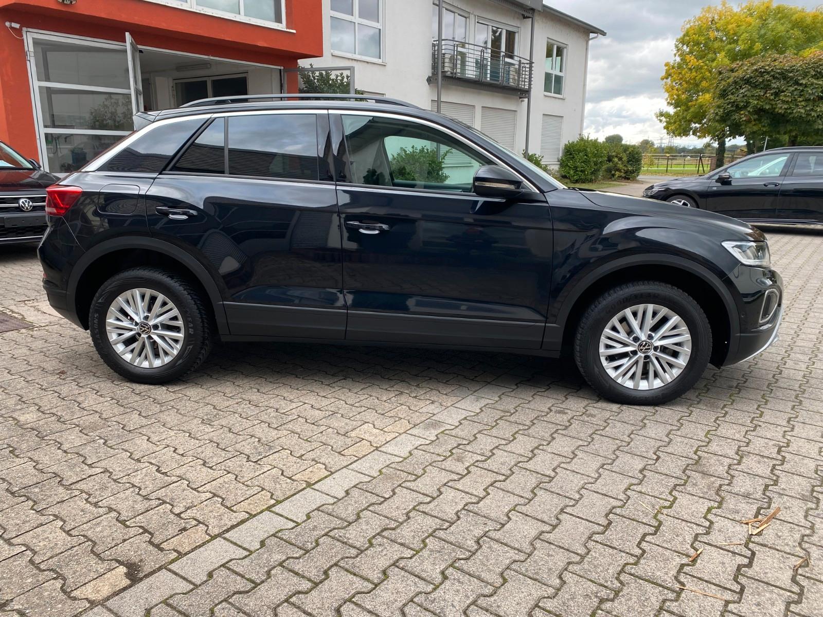 Volkswagen T-Roc Life Automatik digt. Tacho LED  PDC