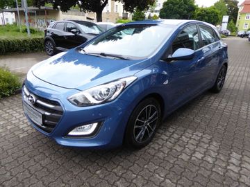 Hyundai i30 blue 1.4 Trend