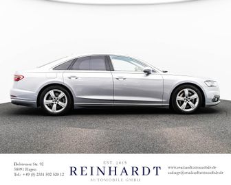 Audi A8 - 8