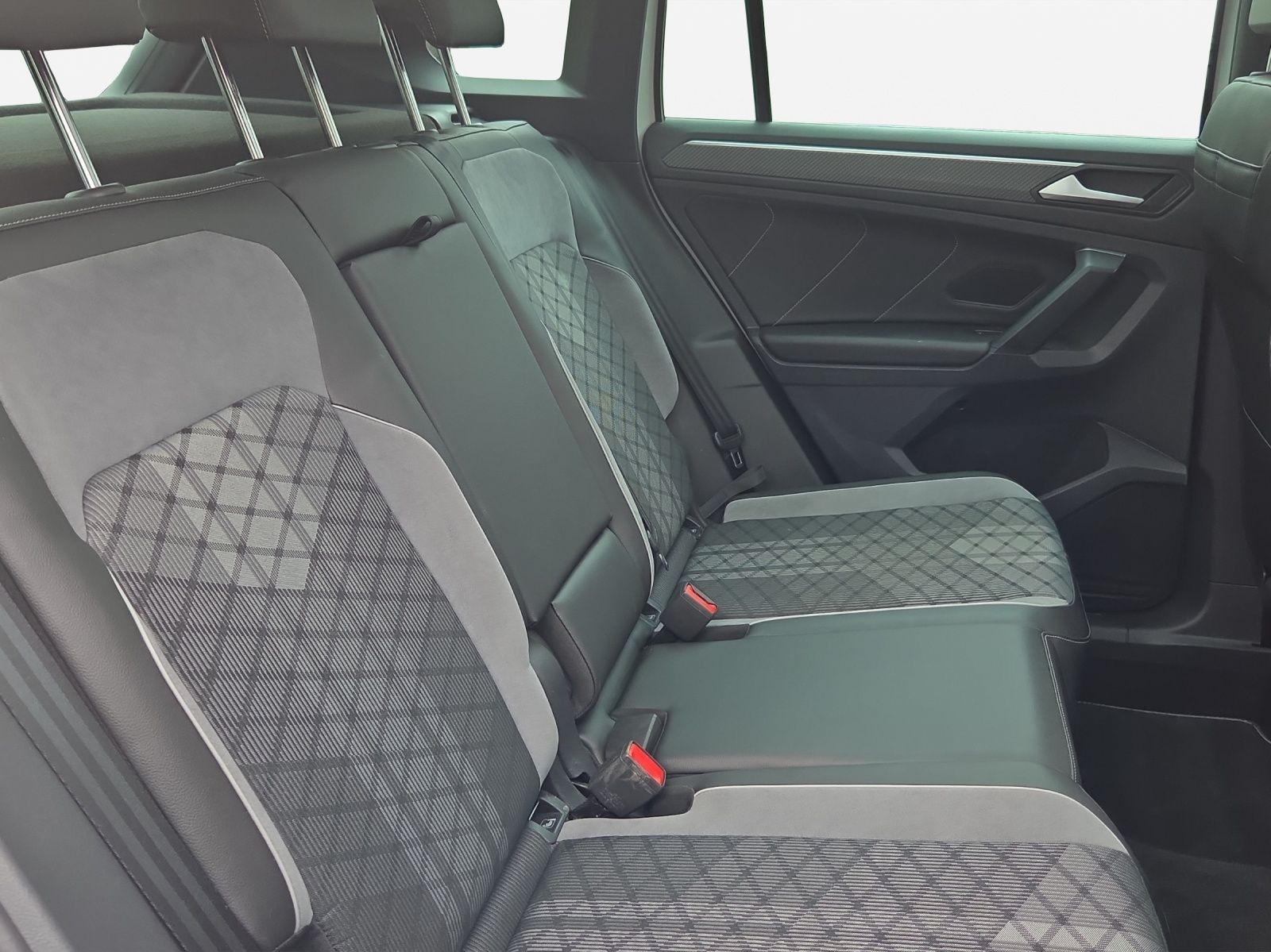 Volkswagen Tiguan - Bild 16