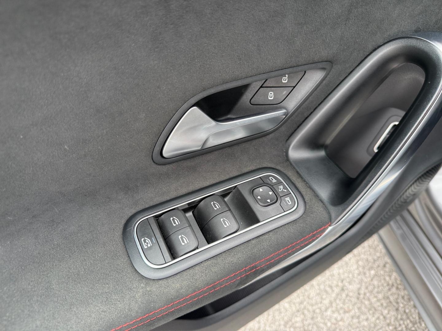Mercedes-Benz CLA 200 Shooting Brake AMG Line*Pano*LED*Kamera*