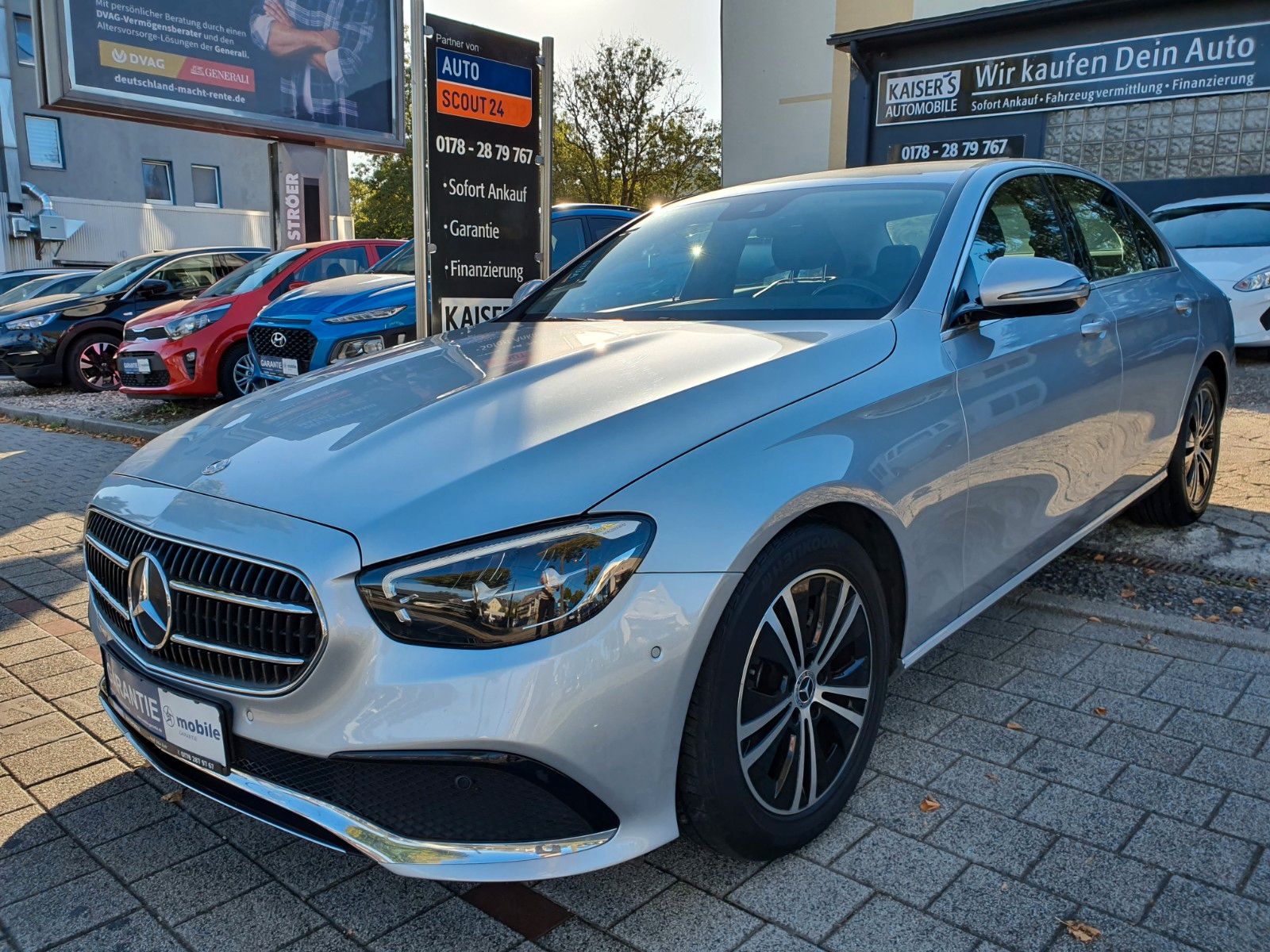 Mercedes-Benz E 220 d*AVANTGARDE*NAVI*LEDER*TÜVNEU* imagem 2