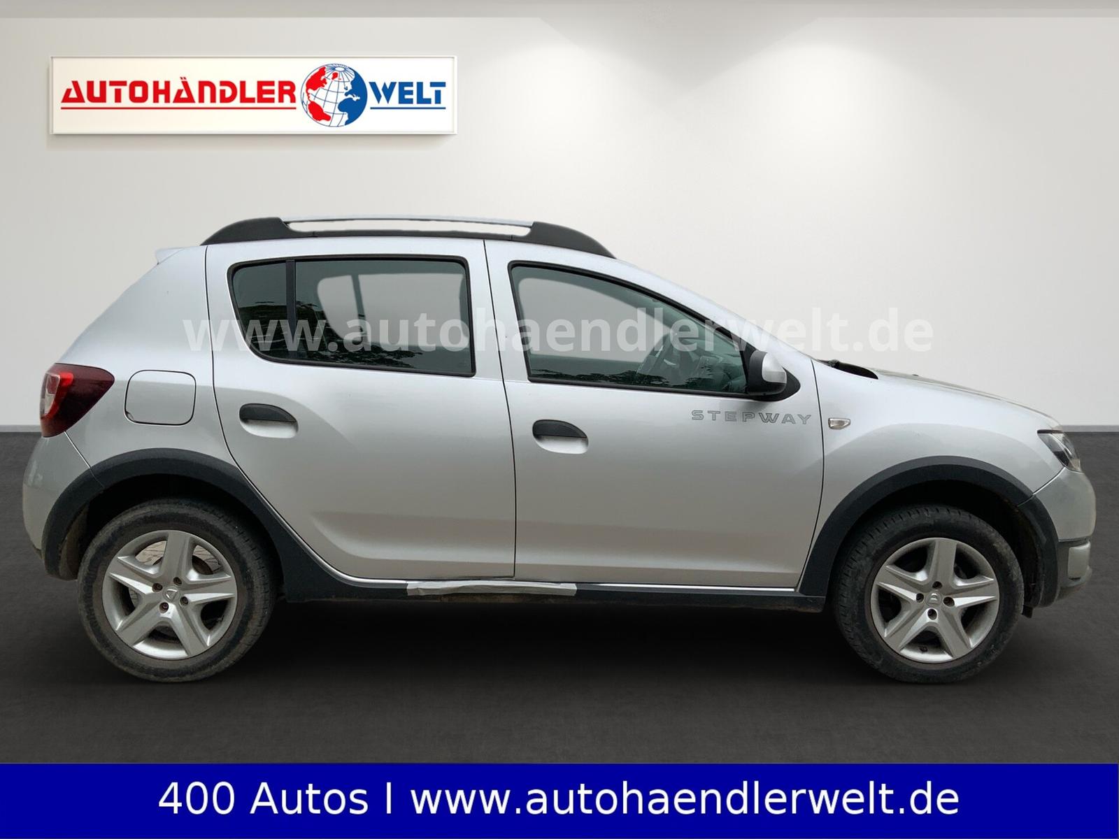 Dacia Sandero 2014 — двигун 898 cm³, 90 HP (66kW)