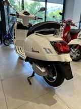 Vespa GTS 300 SUPER E5 BIANCO B04 - Angebote
